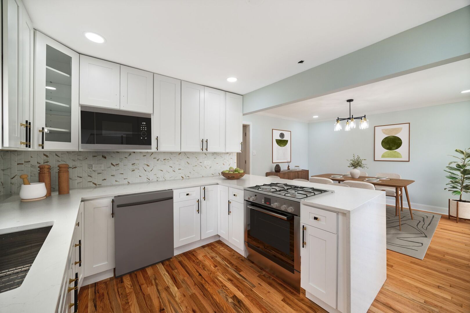 8623 S Prairie Avenue, Chicago, IL 60619