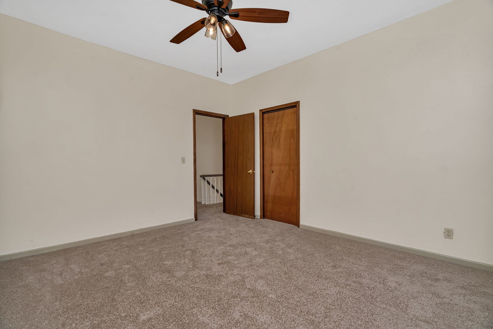 304/306 E Main Street, Ottawa, IL 61350