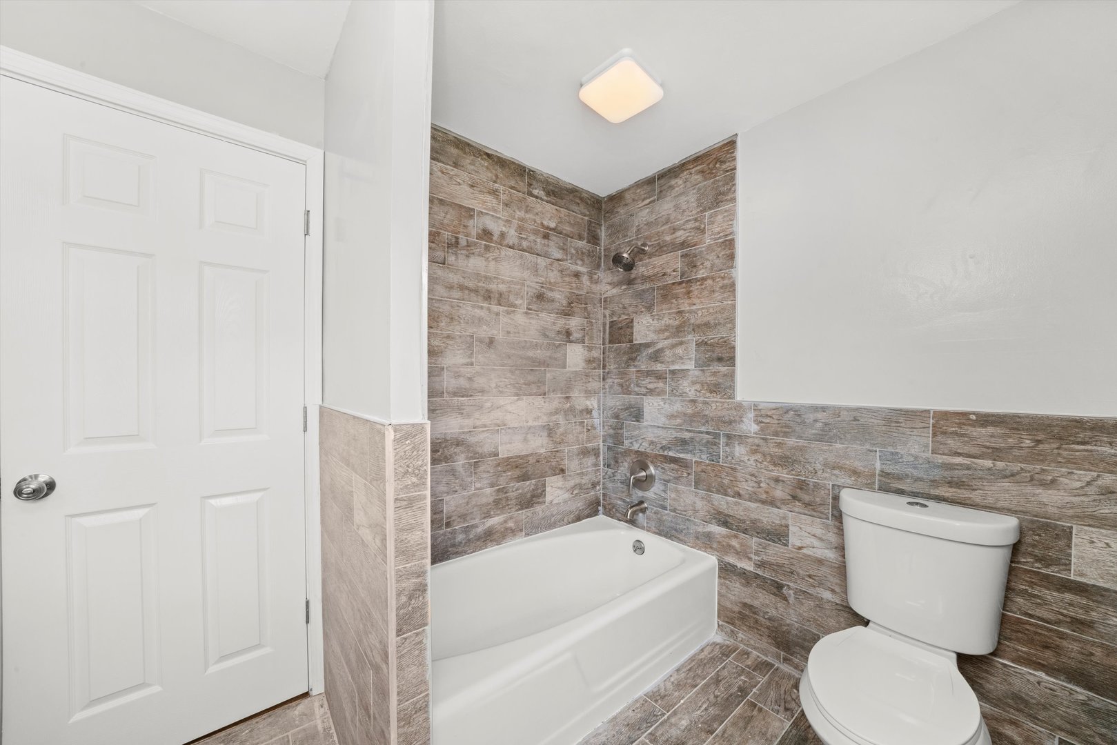2858 179th Street, Lansing, IL 60438