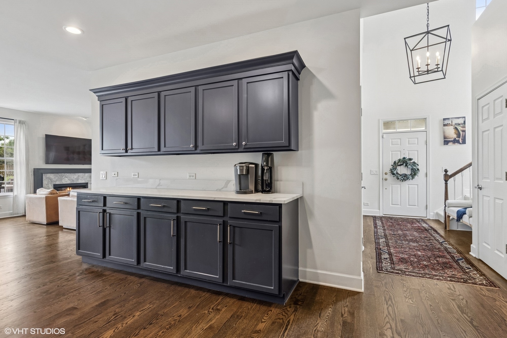 253 WESTMINSTER Drive, Bloomingdale, IL 60108