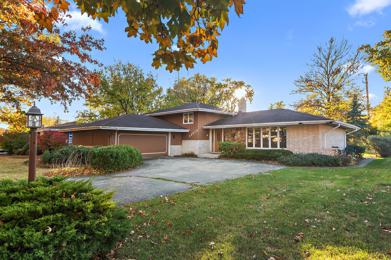 12810 S Cedar Lane, Palos Heights, IL 60463