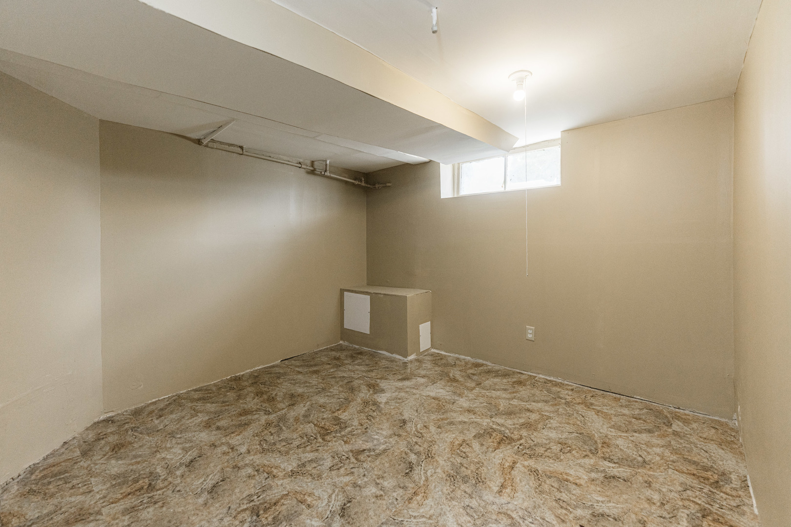 356-358 N SPRING Street, Elgin, IL 60120