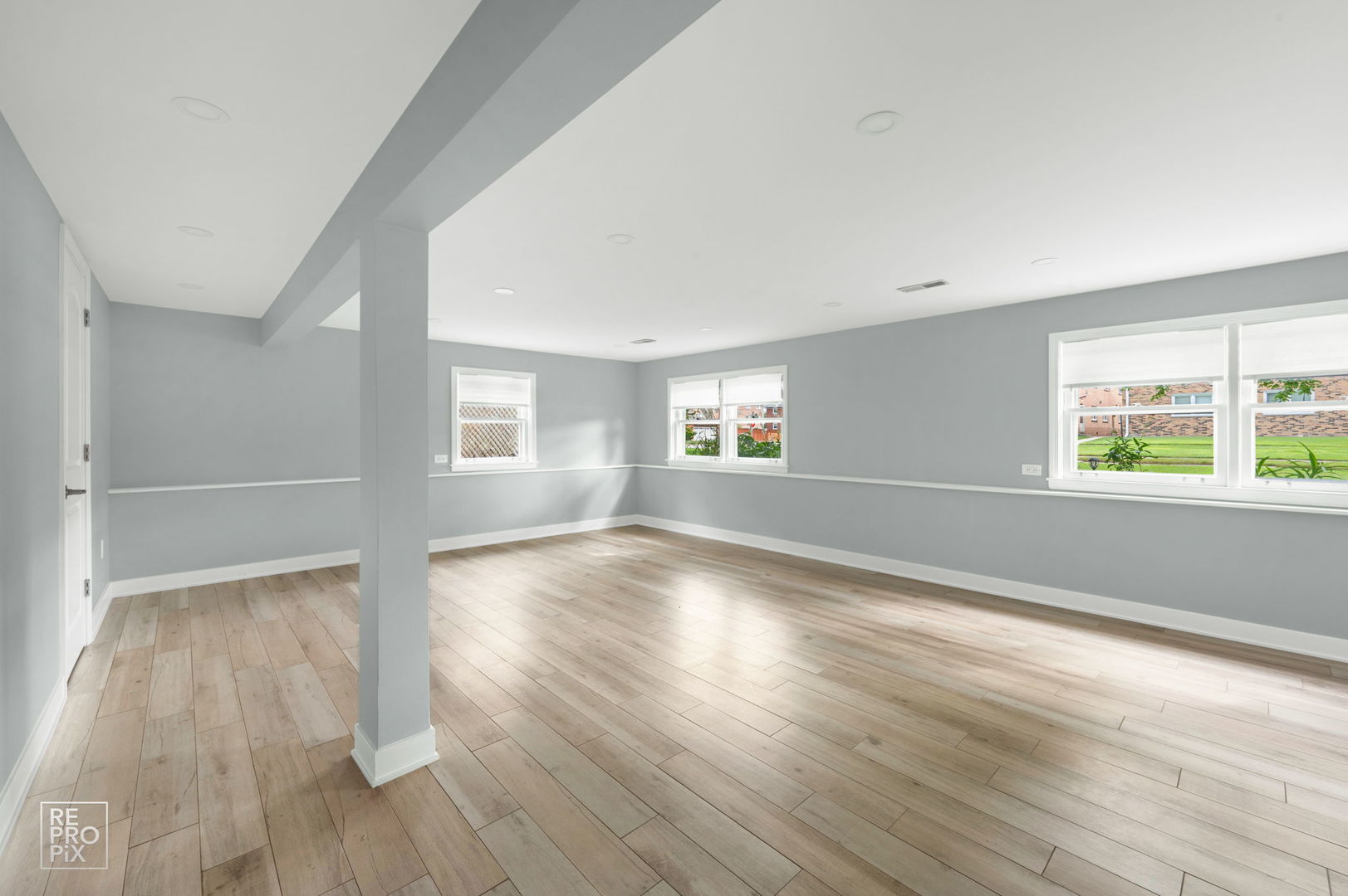 7706 S Oconto Avenue, Bridgeview, IL 60455