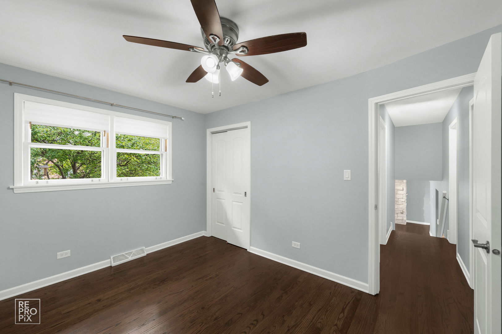 7706 S Oconto Avenue, Bridgeview, IL 60455