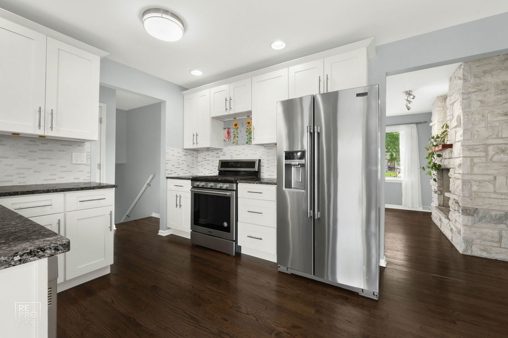 7706 S Oconto Avenue, Bridgeview, IL 60455