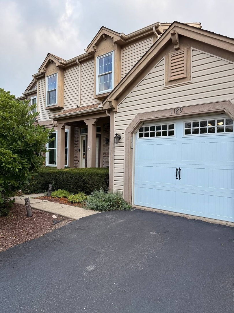 1189 Regent Drive, Mundelein, IL 60060