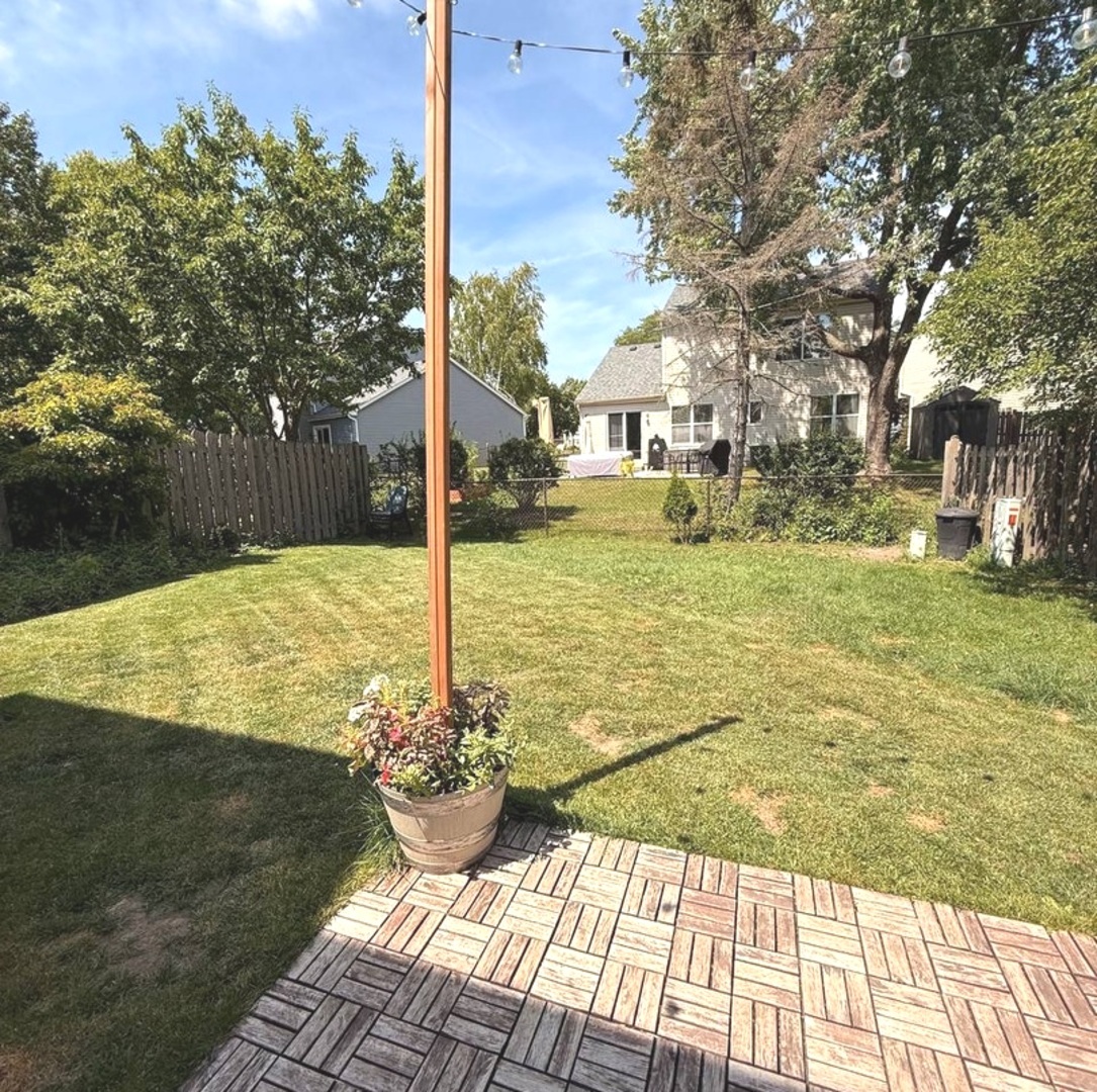 1189 Regent Drive, Mundelein, IL 60060
