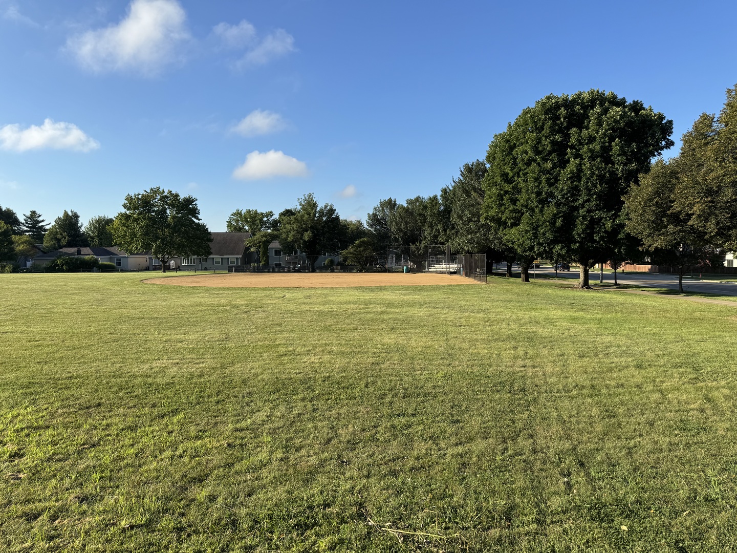 1005 S Hershey Road, Bloomington, IL 61704