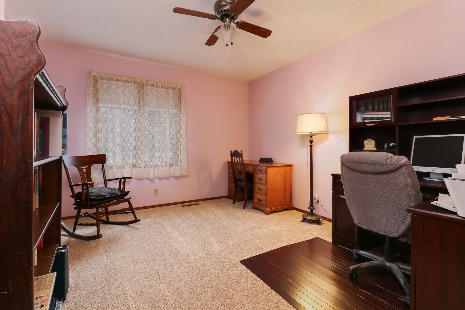 1005 S Hershey Road, Bloomington, IL 61704