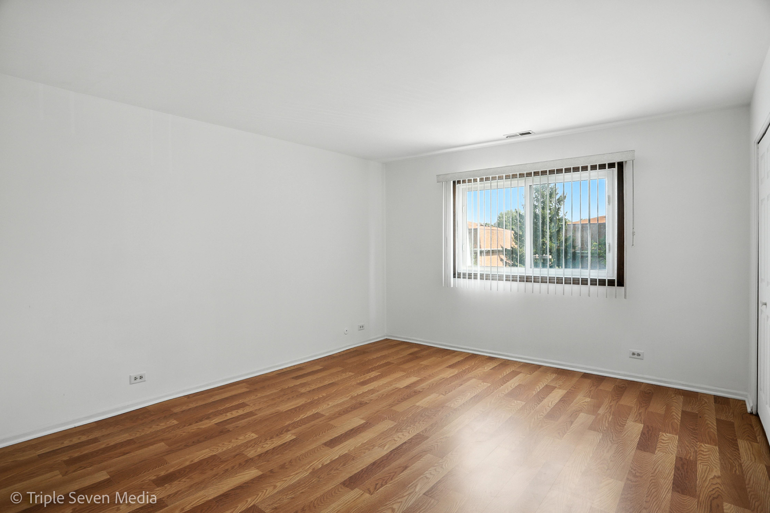 4128 Cove Lane #C, Glenview, IL 60025
