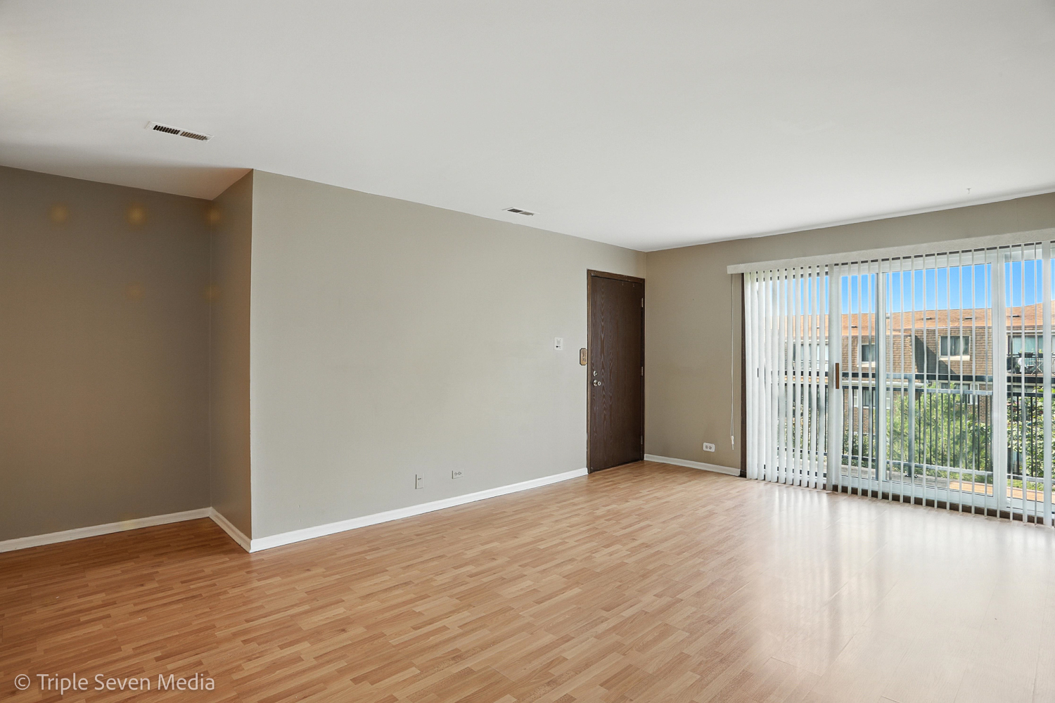 4128 Cove Lane #C, Glenview, IL 60025