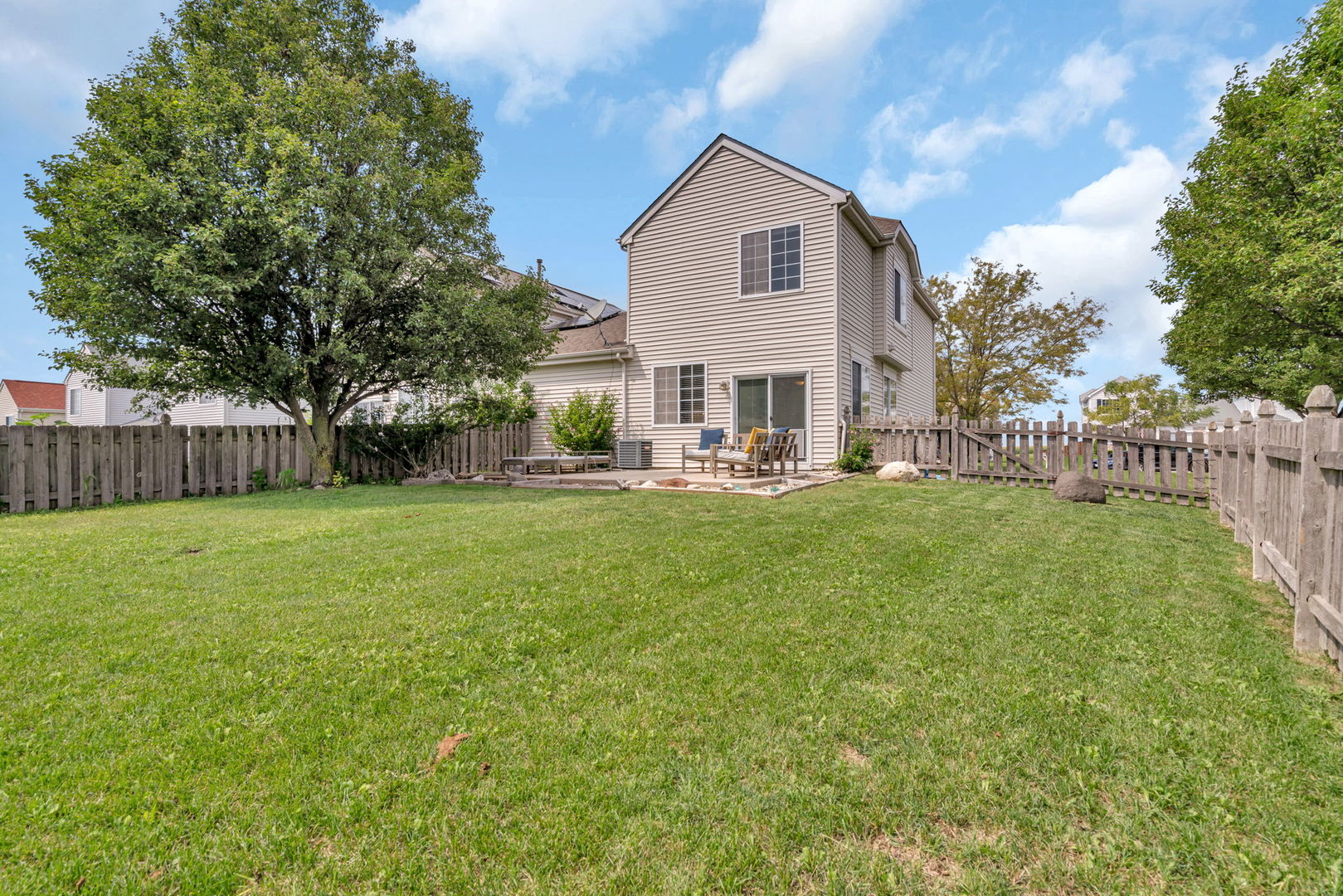 838 Daniel Drive, Minooka, IL 60447