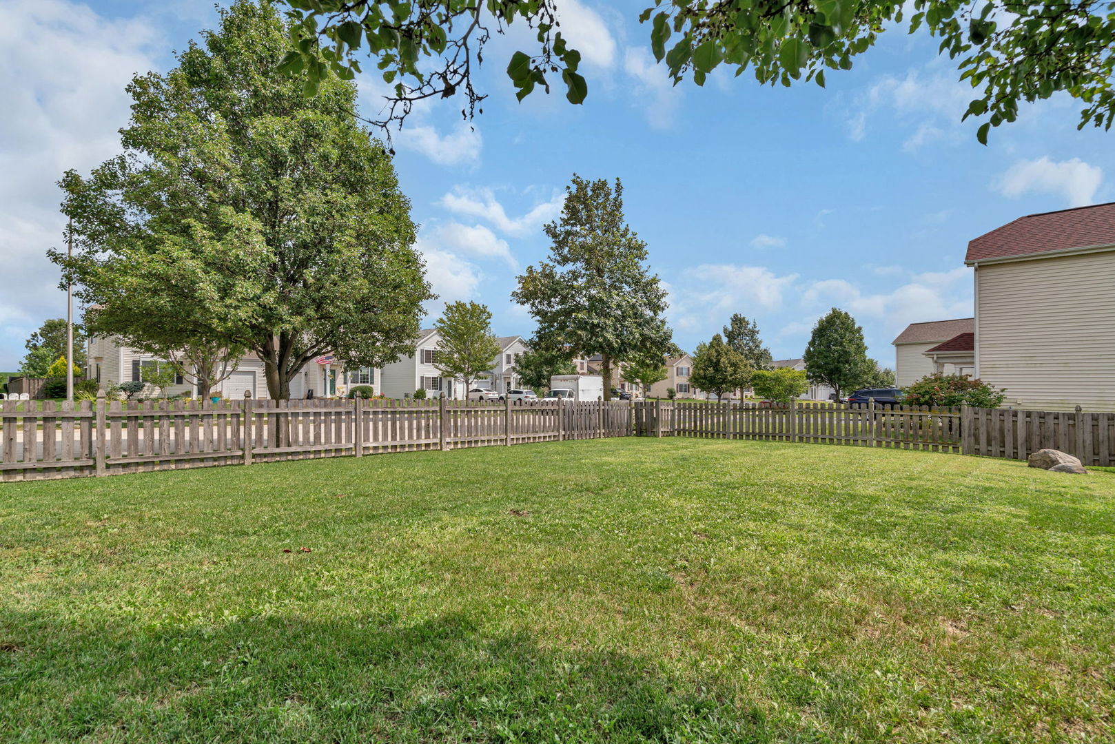 838 Daniel Drive, Minooka, IL 60447