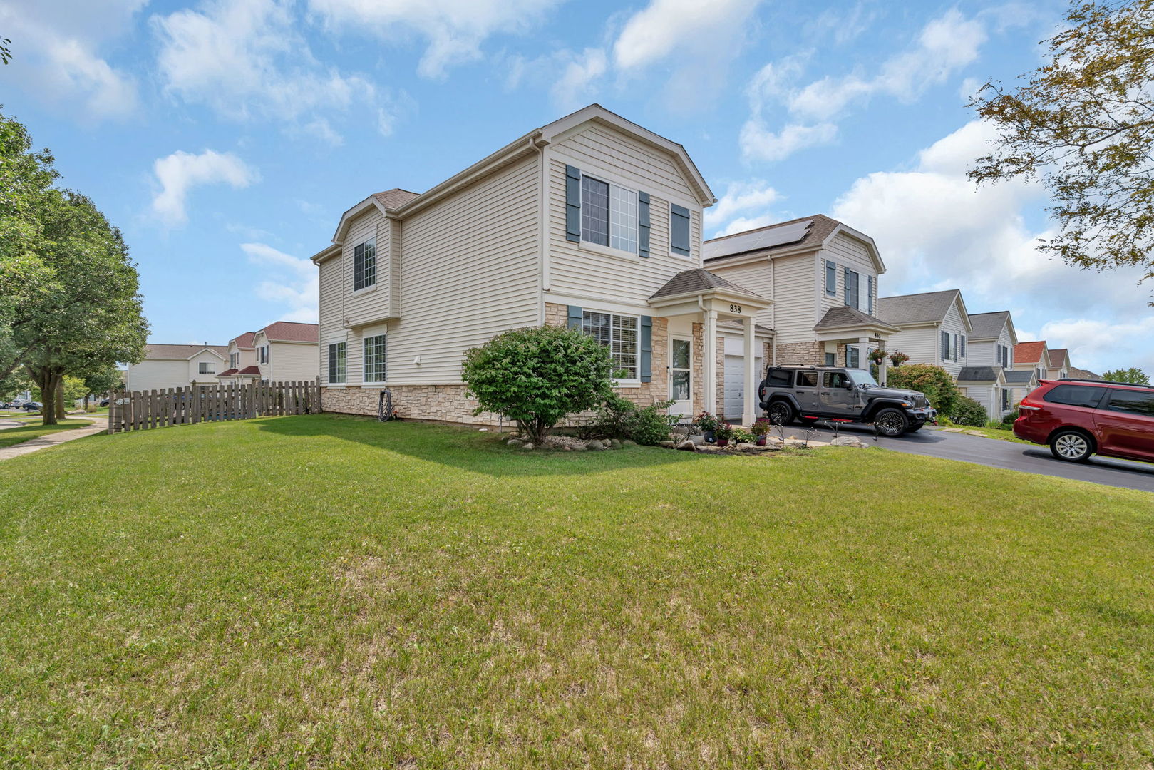 838 Daniel Drive, Minooka, IL 60447