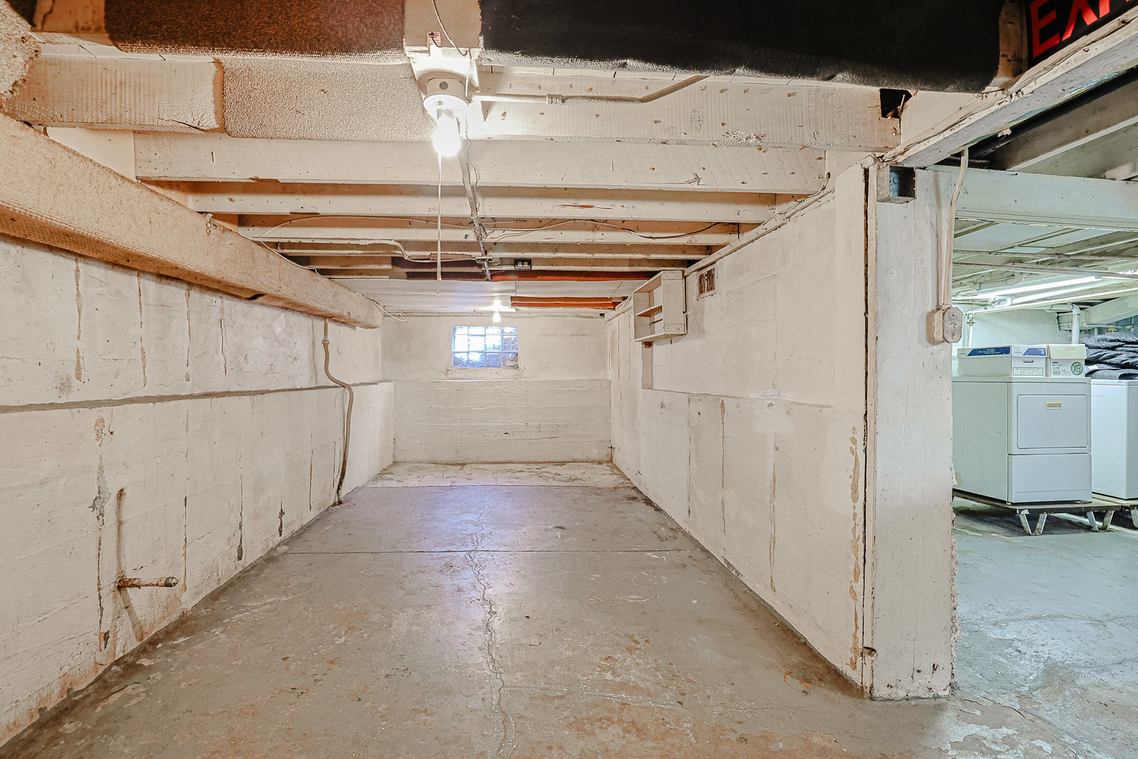 37 N Addison Road, Villa Park, IL 60181