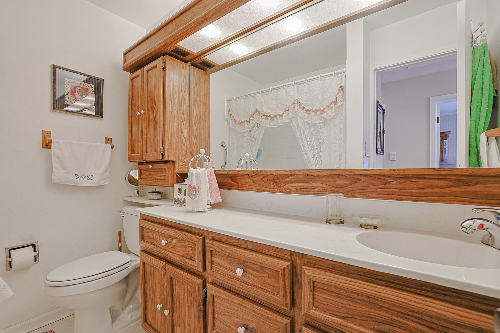 37 N Addison Road, Villa Park, IL 60181