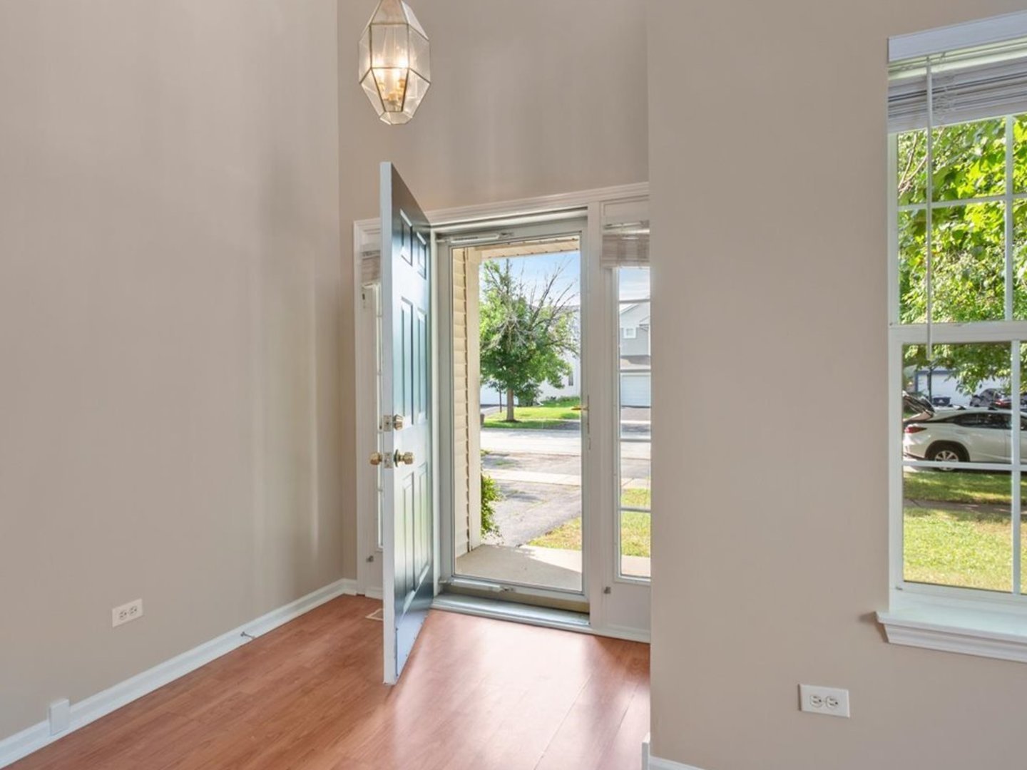 2607 Flagstone Circle, Naperville, IL 60564