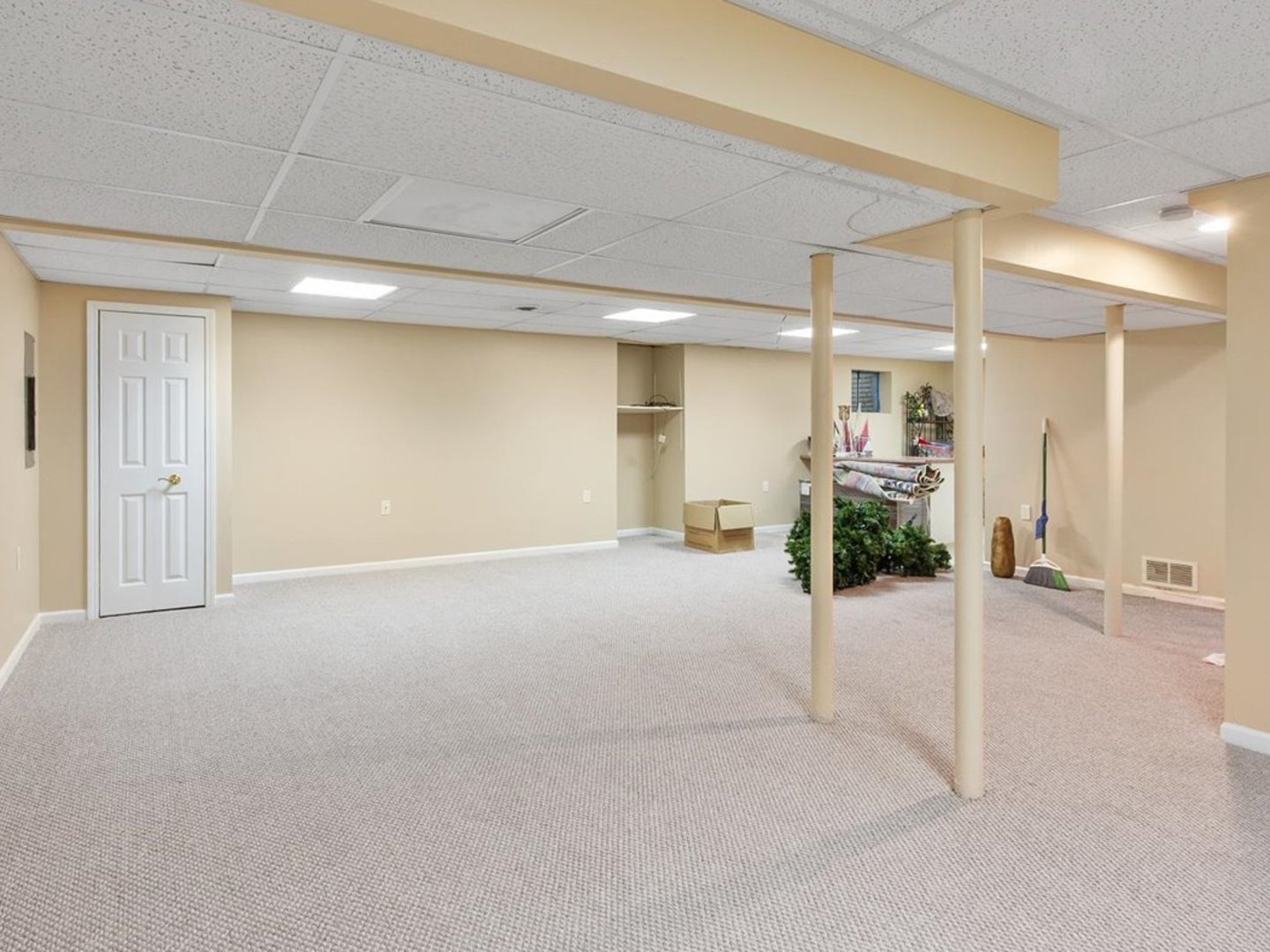 2607 Flagstone Circle, Naperville, IL 60564