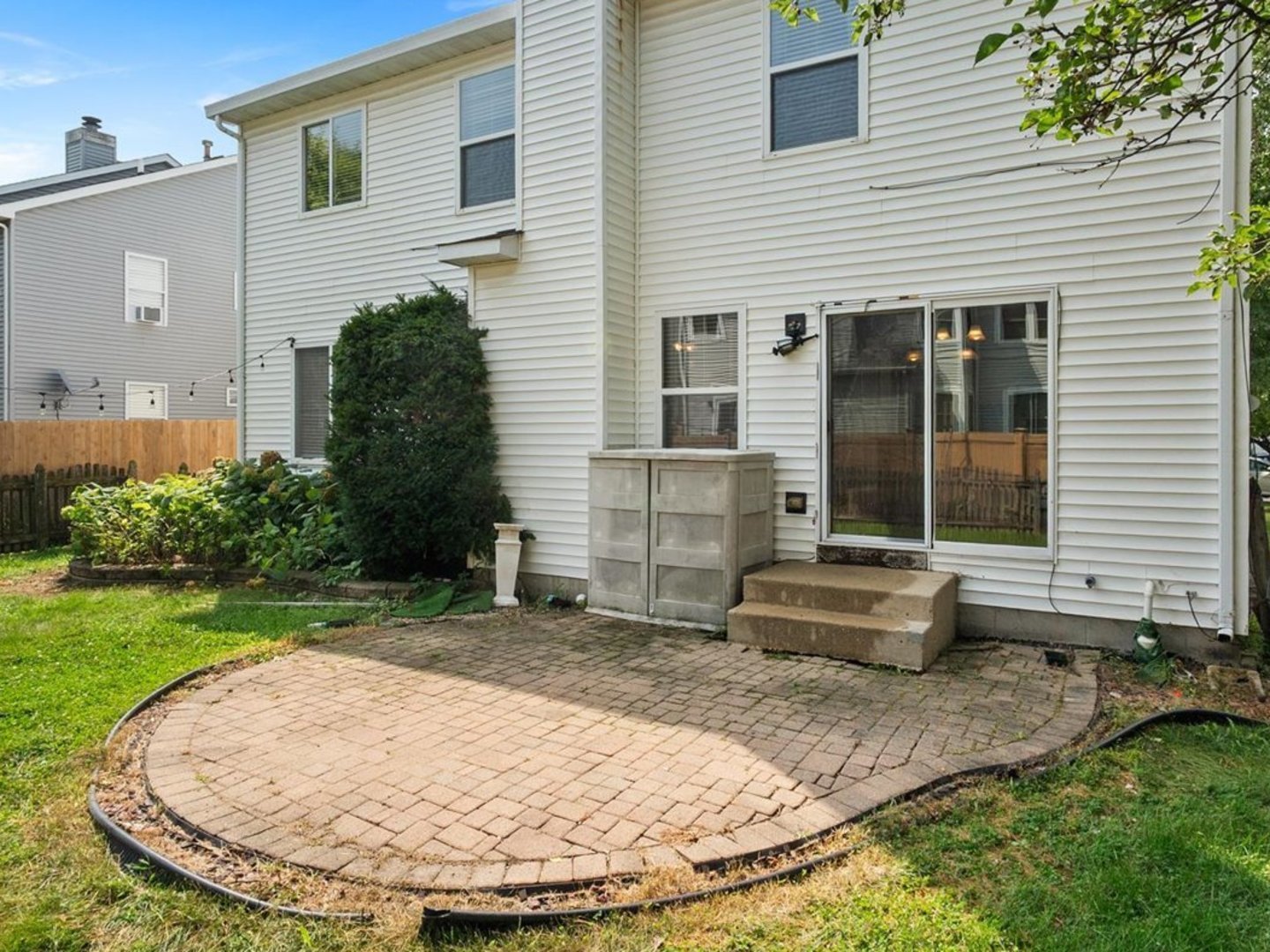 2607 Flagstone Circle, Naperville, IL 60564