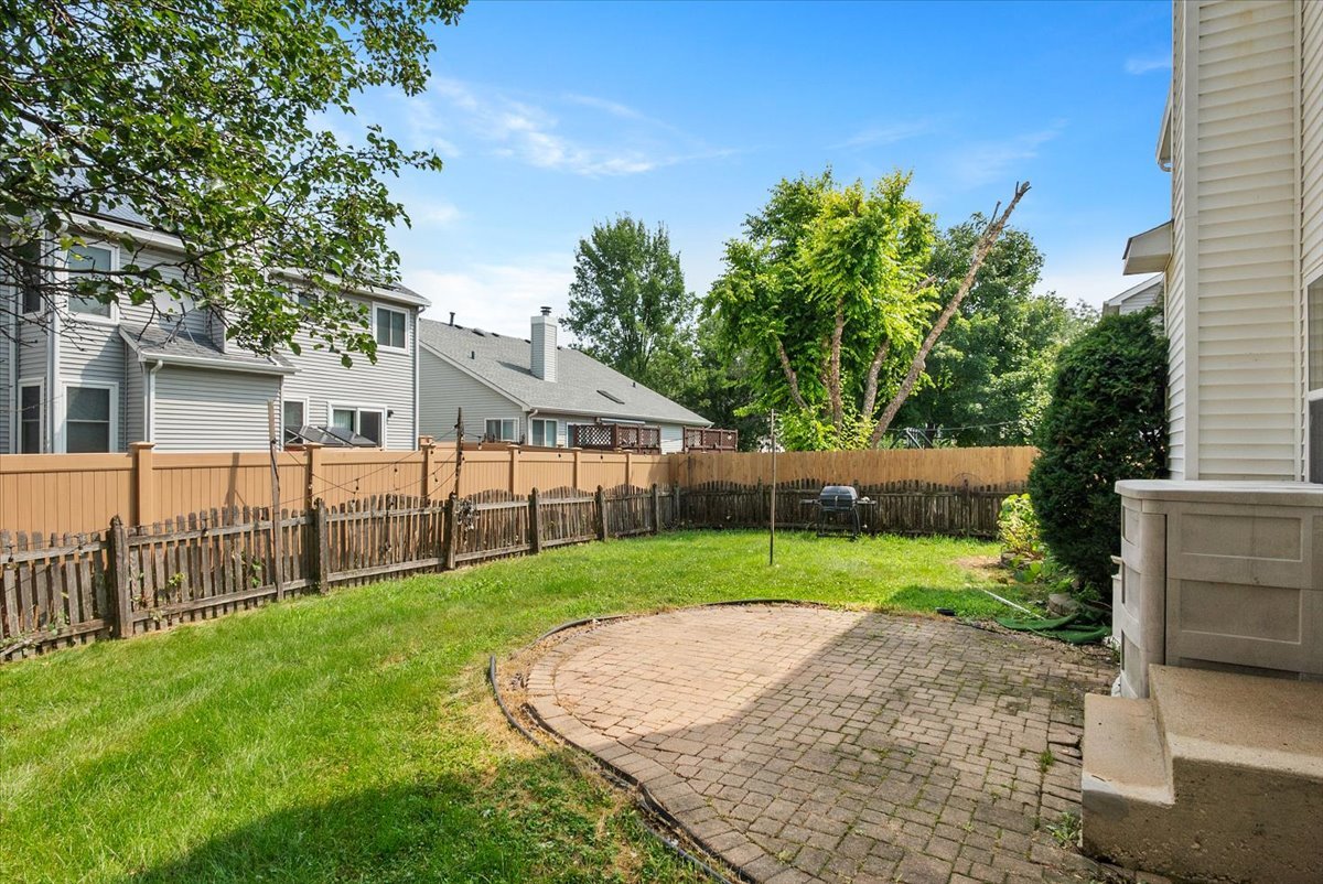 2607 Flagstone Circle, Naperville, IL 60564