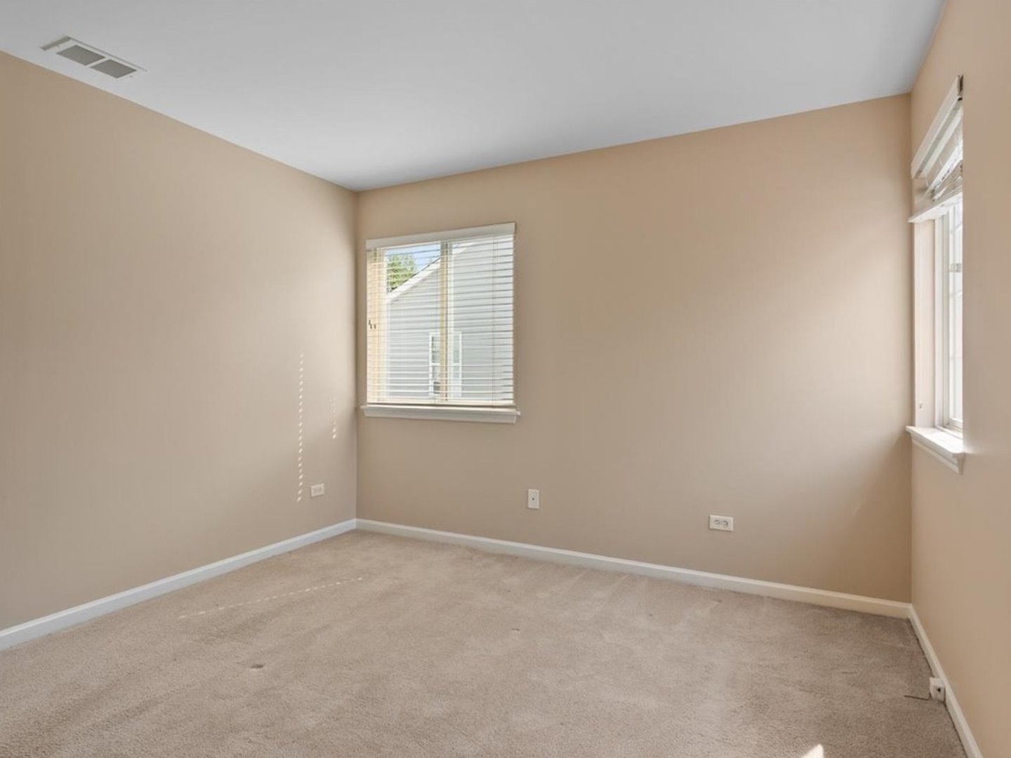 2607 Flagstone Circle, Naperville, IL 60564
