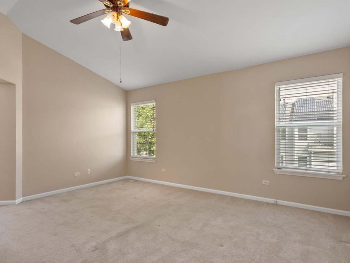 2607 Flagstone Circle, Naperville, IL 60564