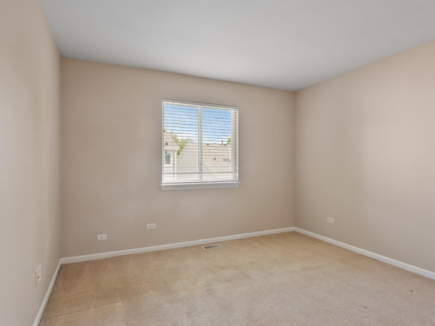 2607 Flagstone Circle, Naperville, IL 60564