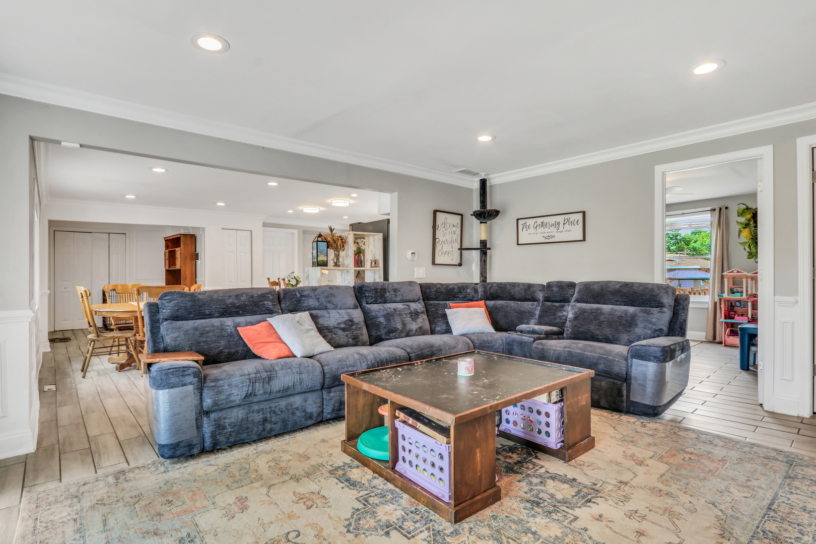 1316 N Park Drive, Round Lake Beach, IL 60073