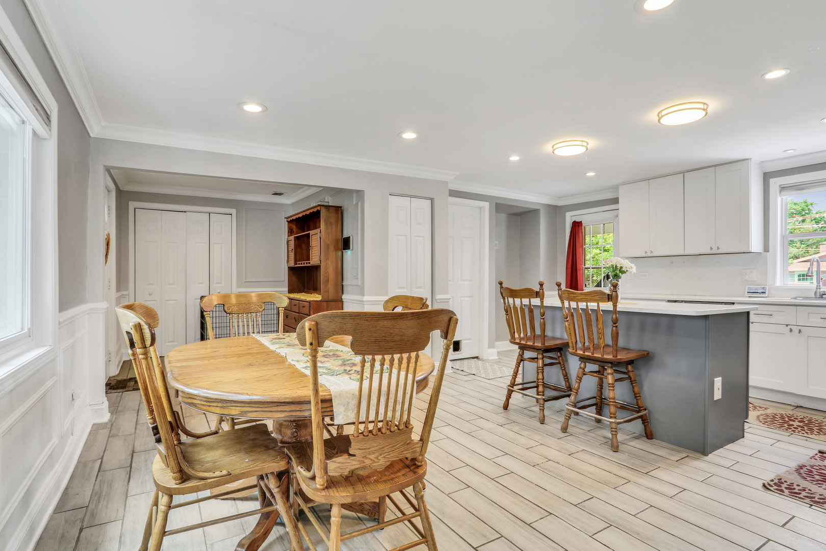 1316 N Park Drive, Round Lake Beach, IL 60073