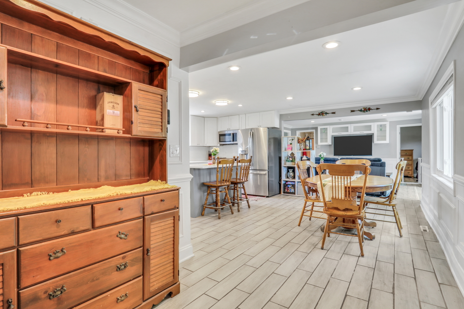 1316 N Park Drive, Round Lake Beach, IL 60073