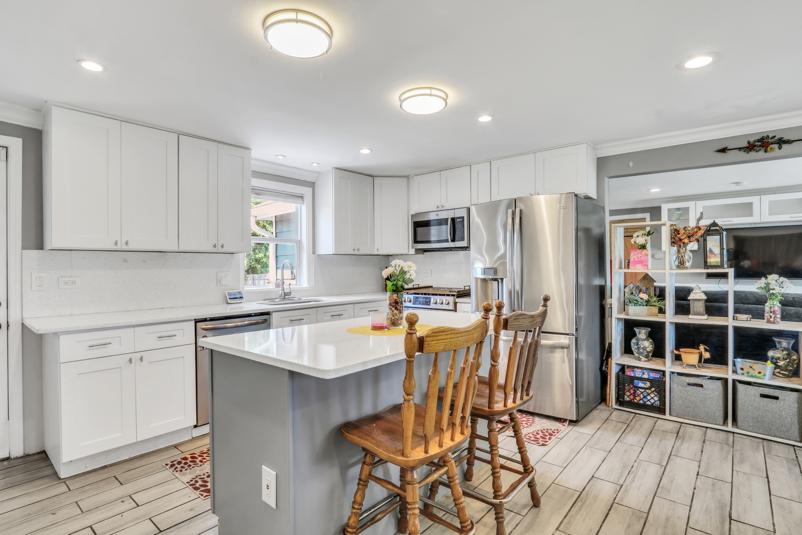 1316 N Park Drive, Round Lake Beach, IL 60073