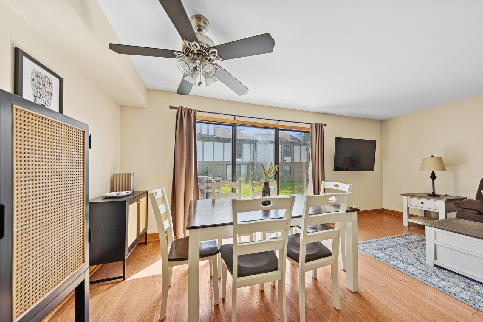 7305 Baybury Road, Downers Grove, IL 60516