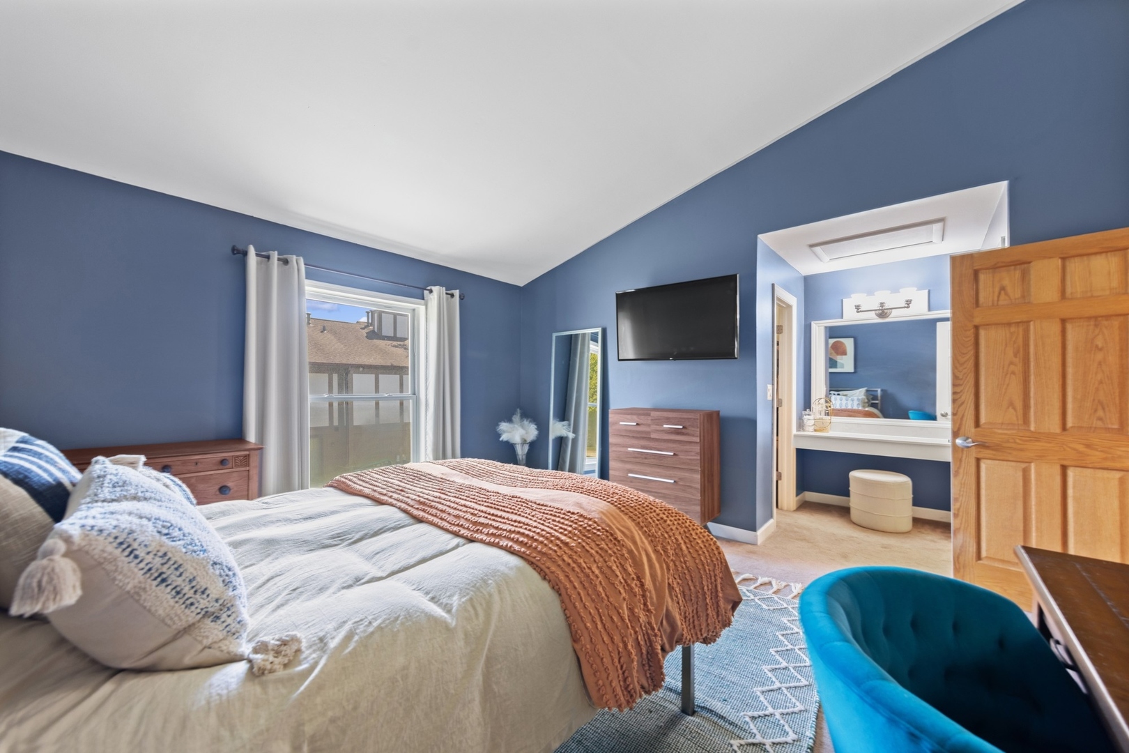 7305 Baybury Road, Downers Grove, IL 60516