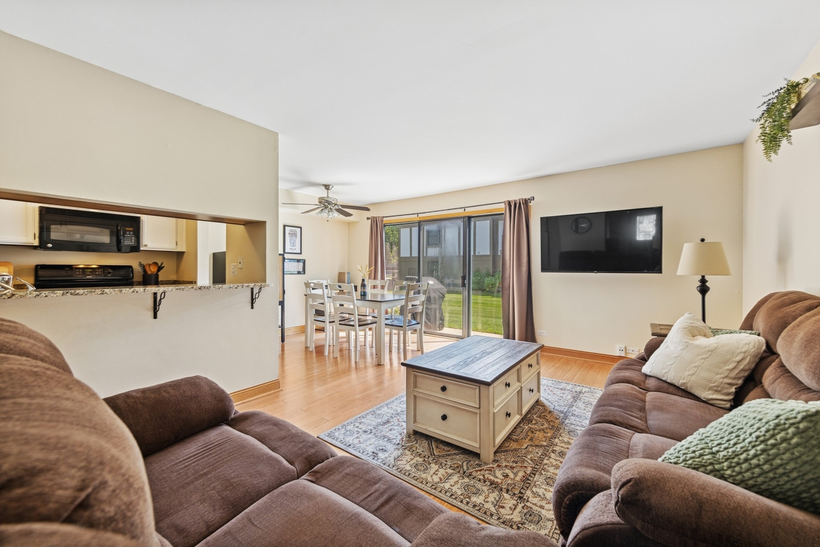 7305 Baybury Road, Downers Grove, IL 60516