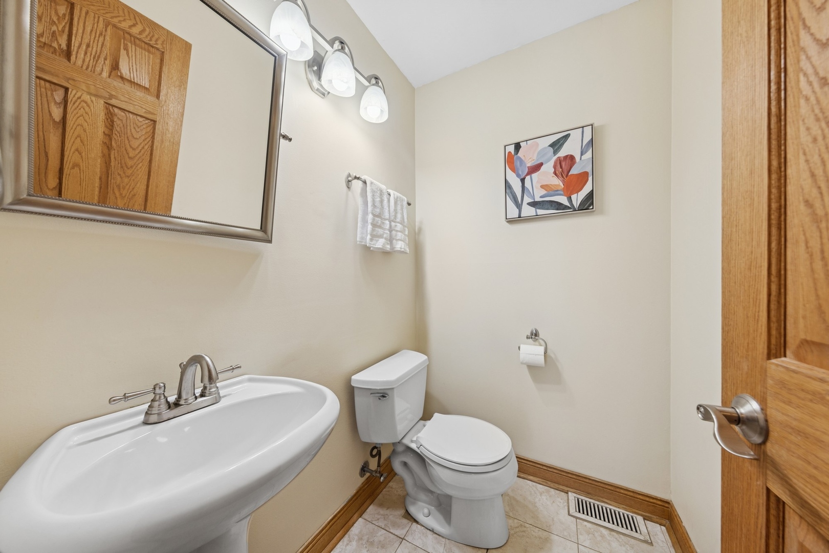 7305 Baybury Road, Downers Grove, IL 60516