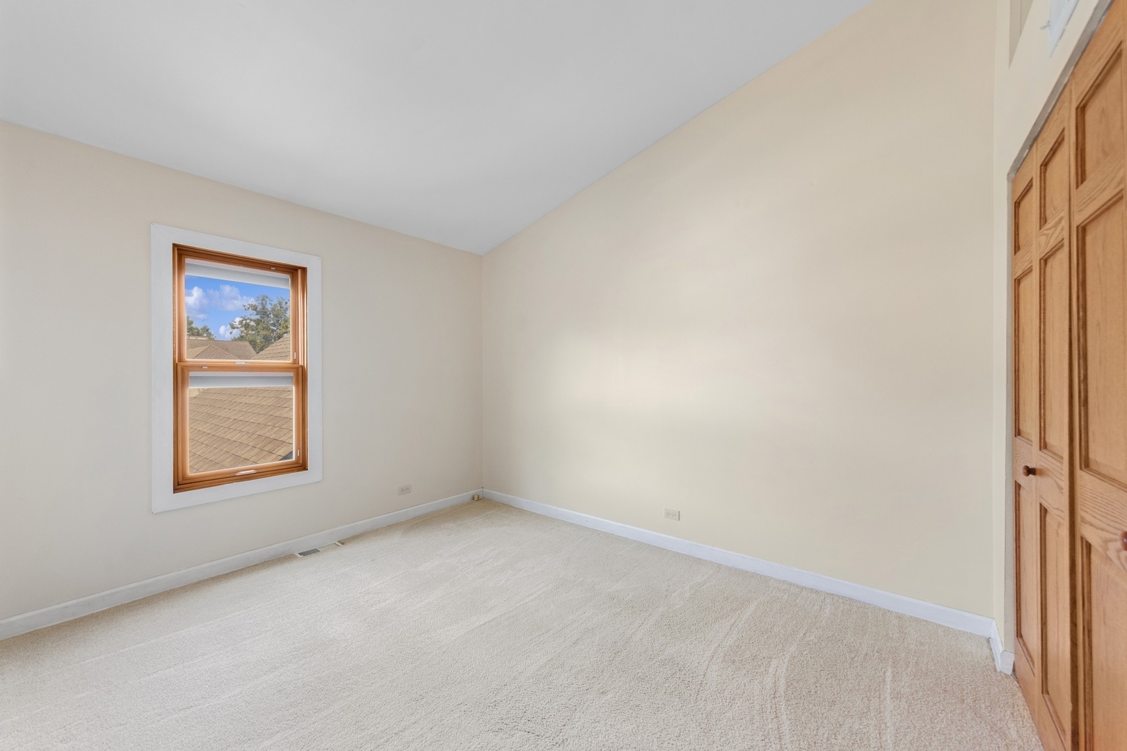 7305 Baybury Road, Downers Grove, IL 60516