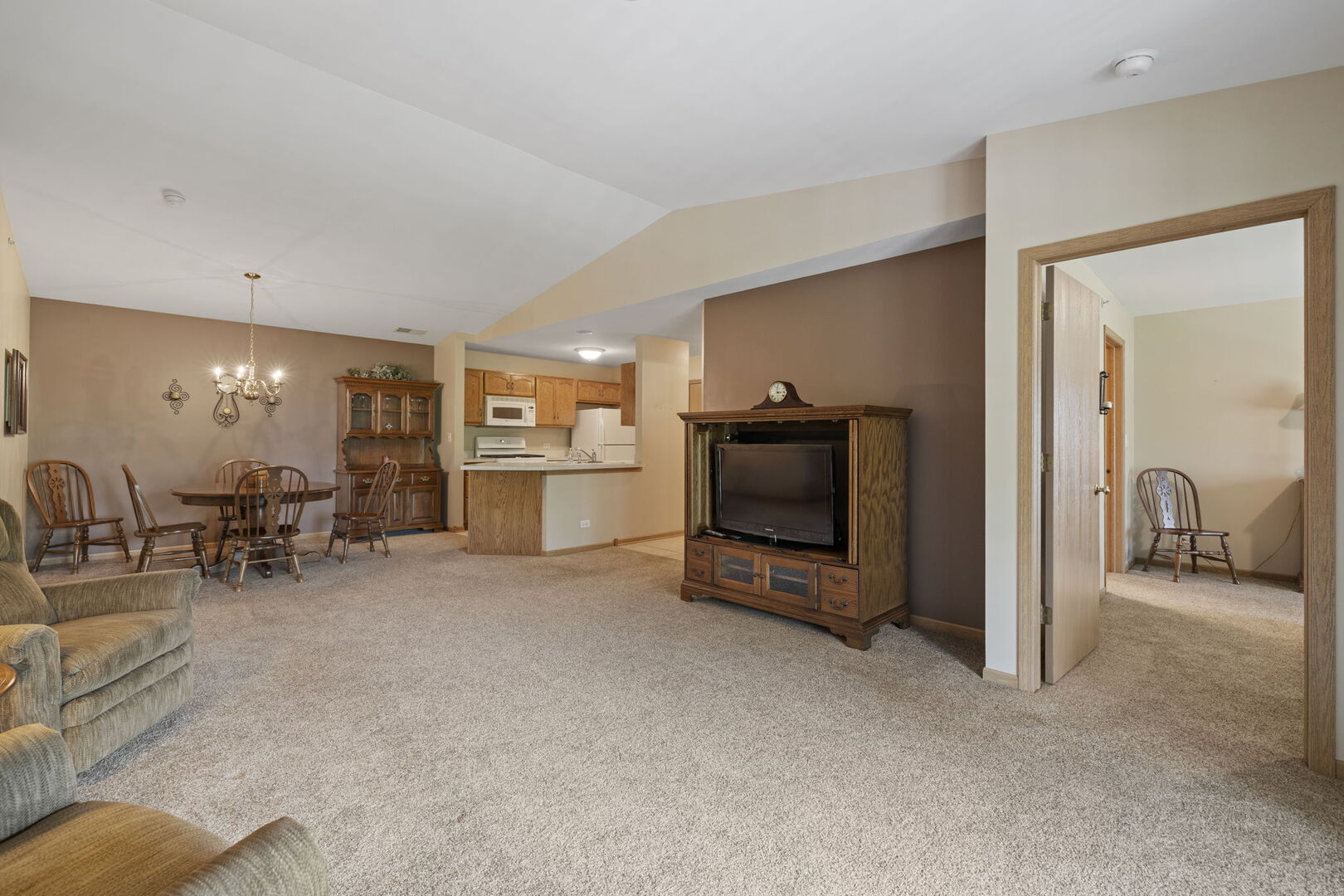 20301 S Pine Hill Road #3A, Frankfort, IL 60423