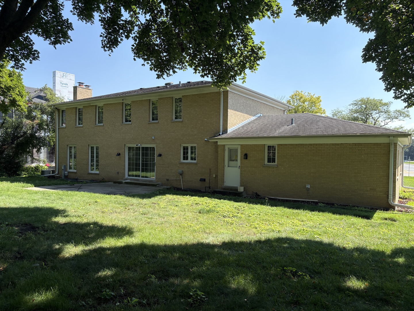 59 Regent Drive, Oak Brook, IL 60523