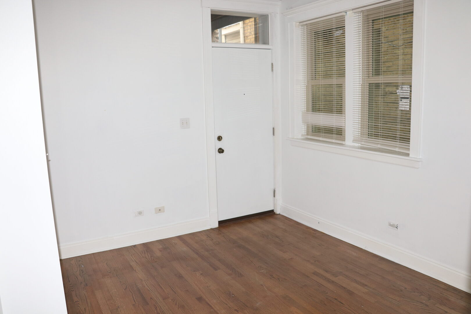 4311 N Paulina Street #1B, Chicago, IL 60613