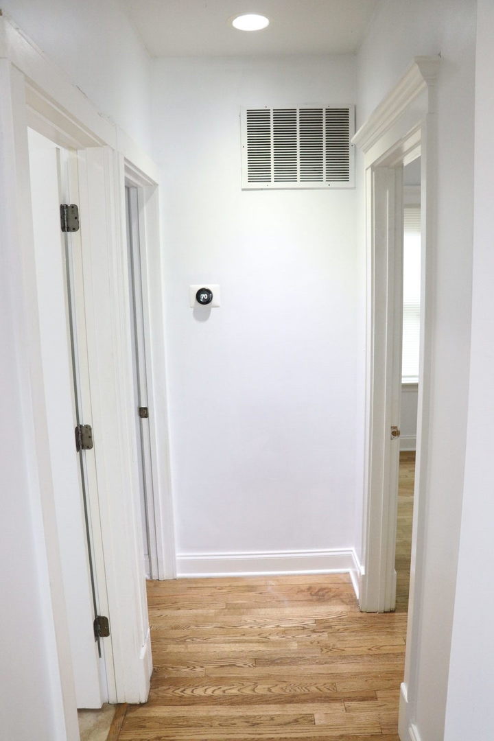 4311 N Paulina Street #1B, Chicago, IL 60613
