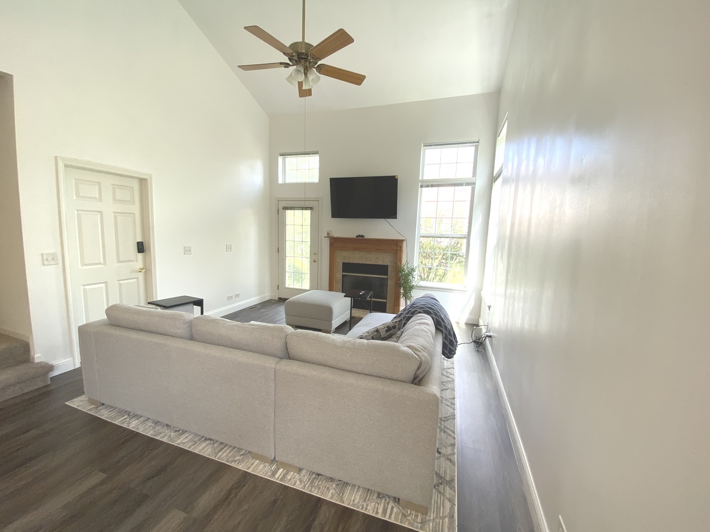 10s431 Carrington Circle #D, Burr Ridge, IL 60527