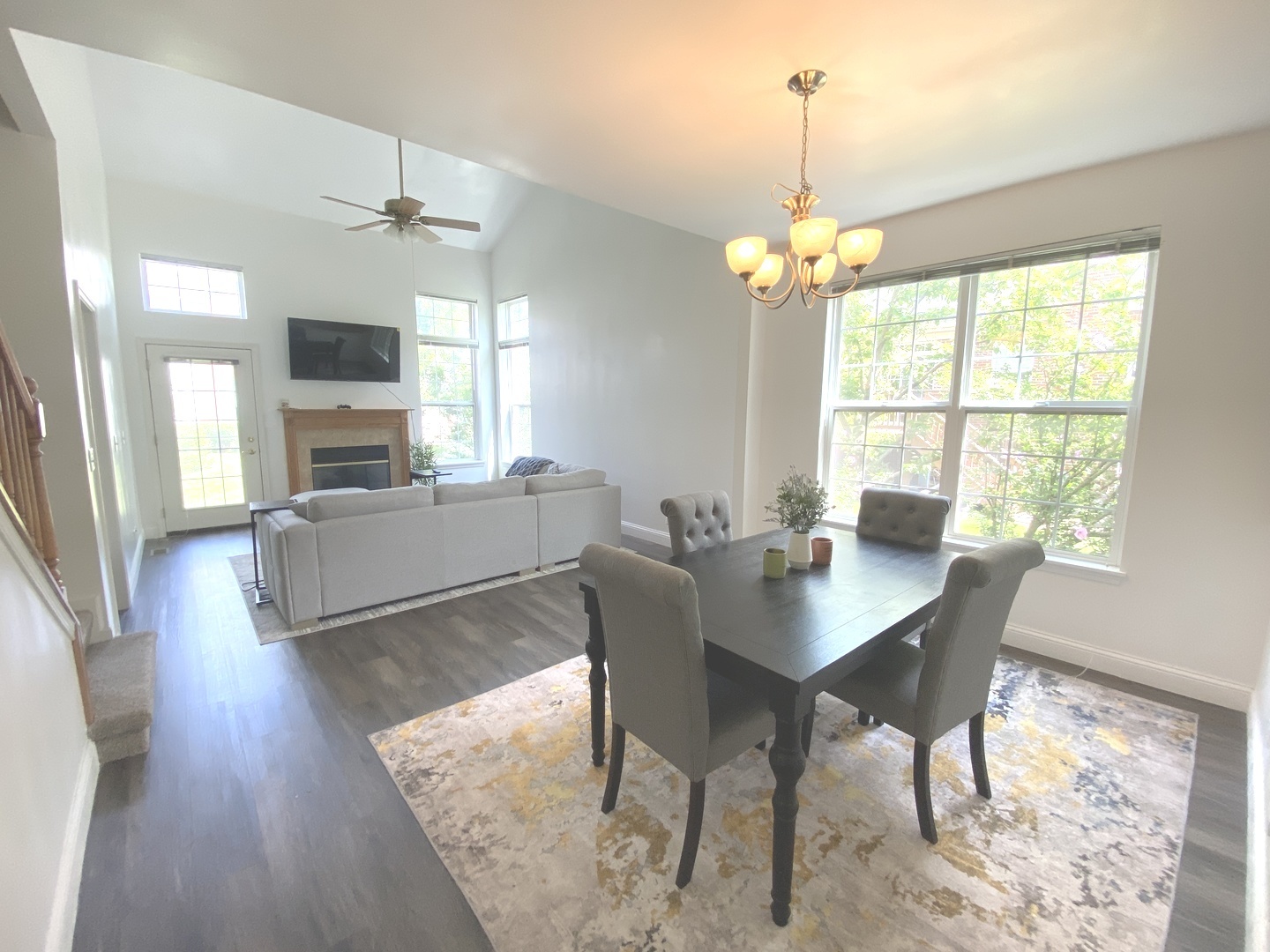 10s431 Carrington Circle #D, Burr Ridge, IL 60527