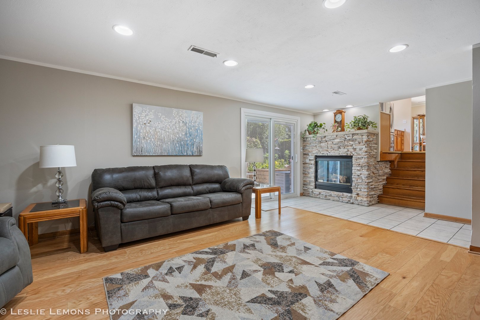 533 Seward Street, Roselle, IL 60172