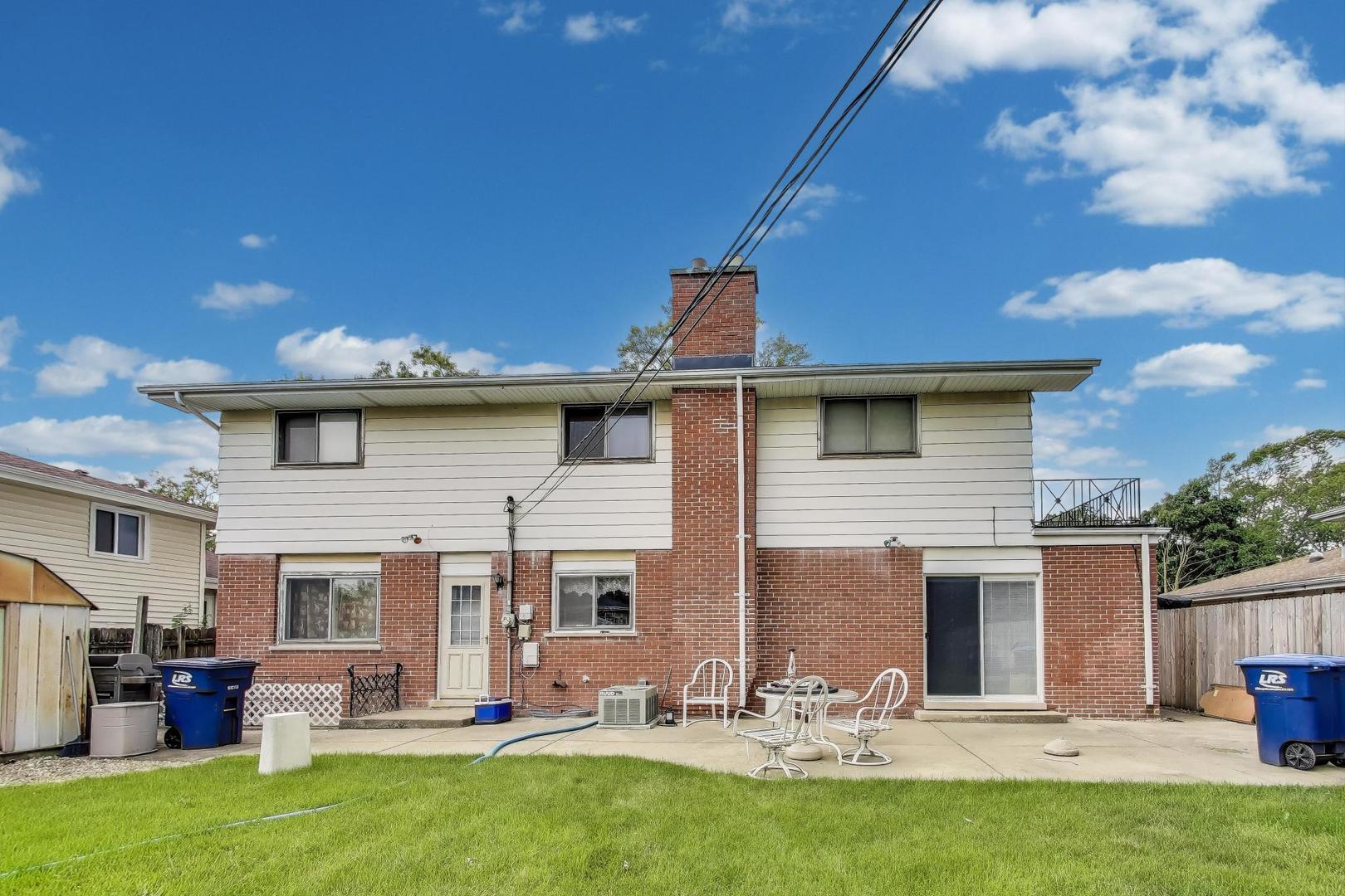 511 Bedford Lane, Des Plaines, IL 60016
