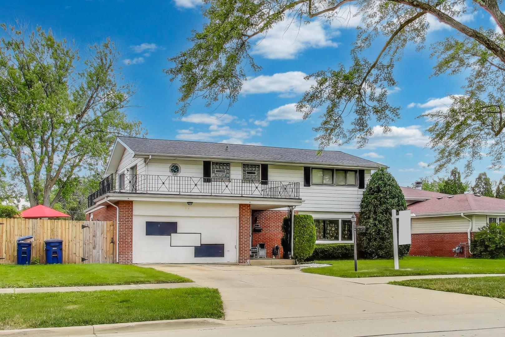 511 Bedford Lane, Des Plaines, IL 60016