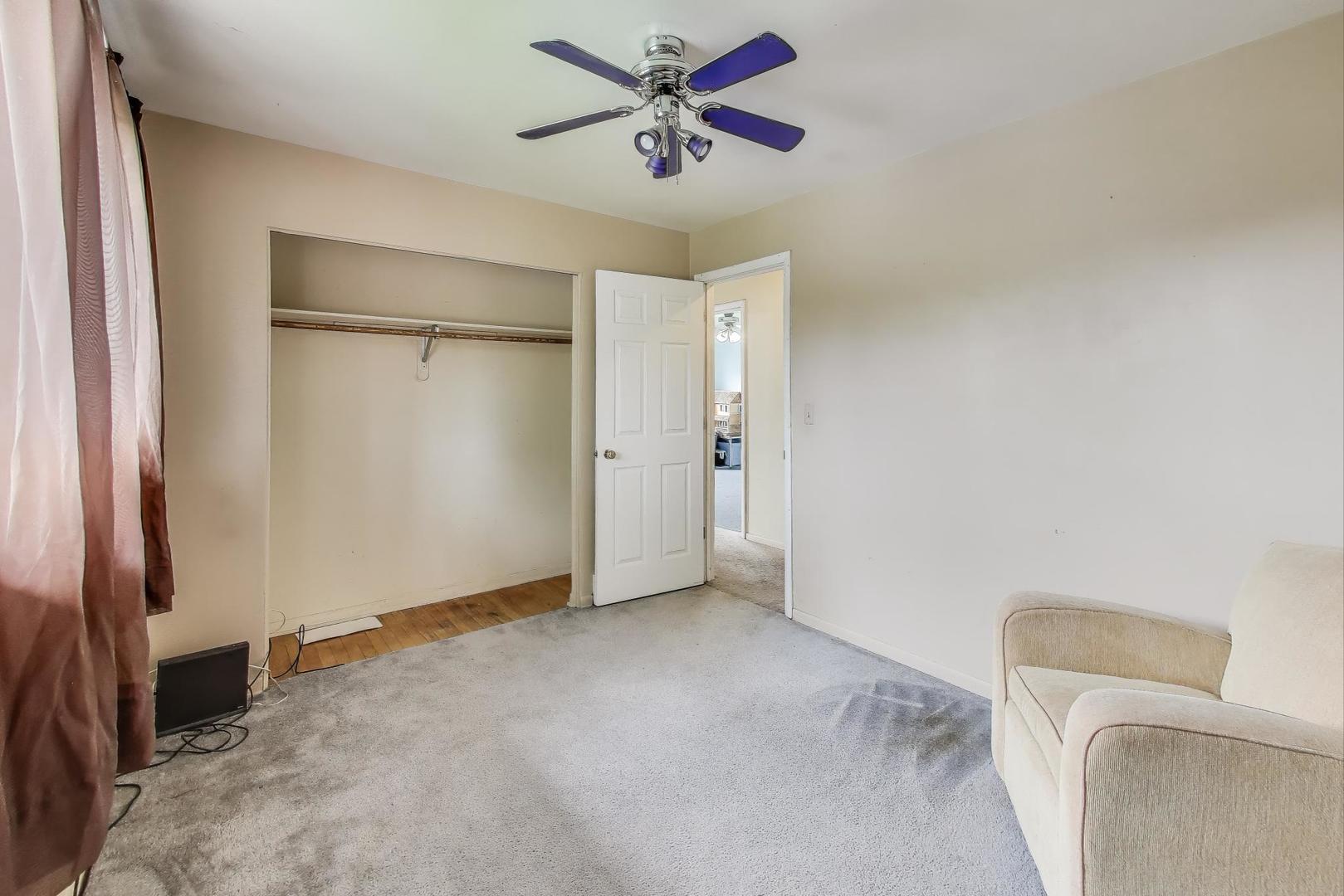 511 Bedford Lane, Des Plaines, IL 60016