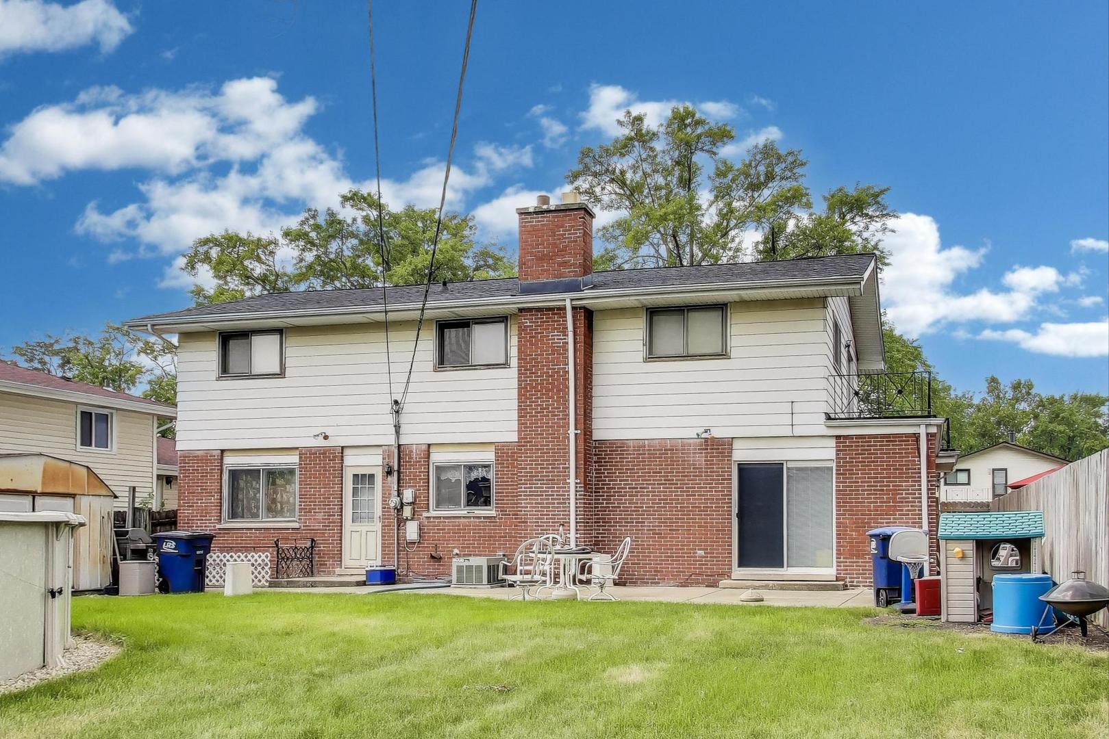 511 Bedford Lane, Des Plaines, IL 60016