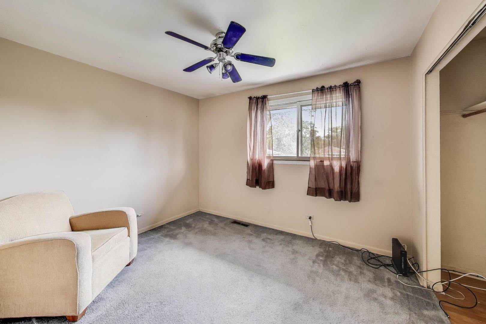 511 Bedford Lane, Des Plaines, IL 60016