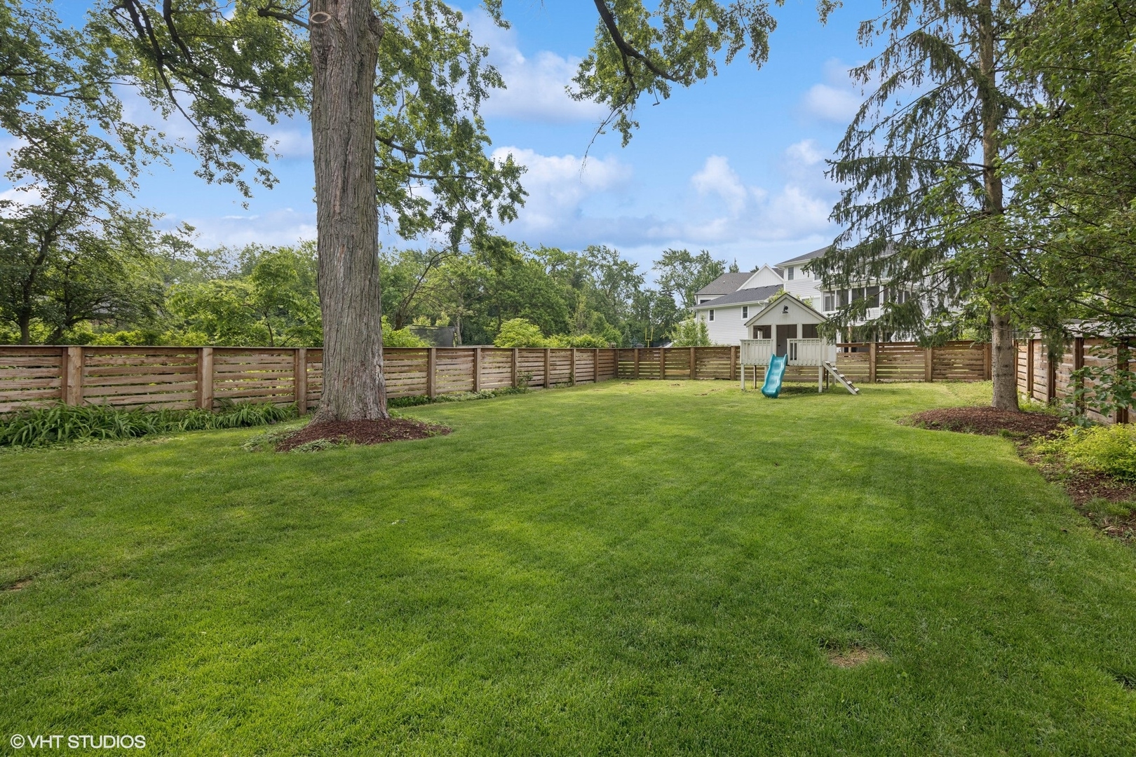 291 Oak Street, Glen Ellyn, IL 60137