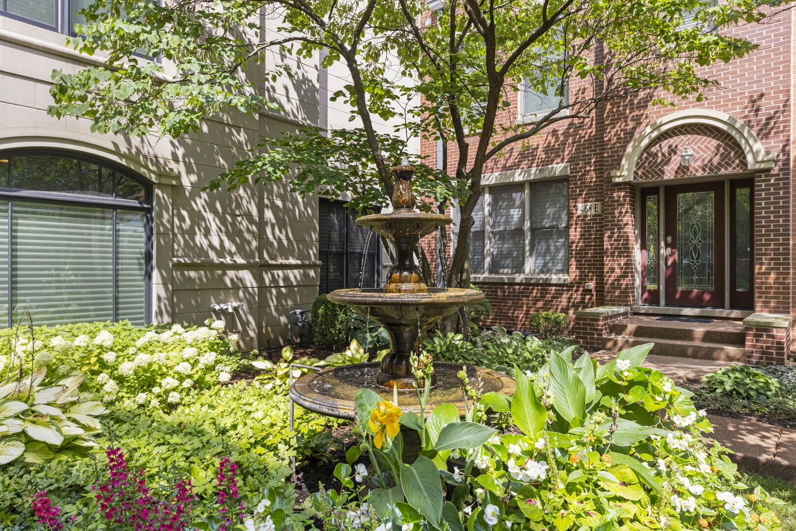 462 PENNSYLVANIA Avenue #4S, Glen Ellyn, IL 60137